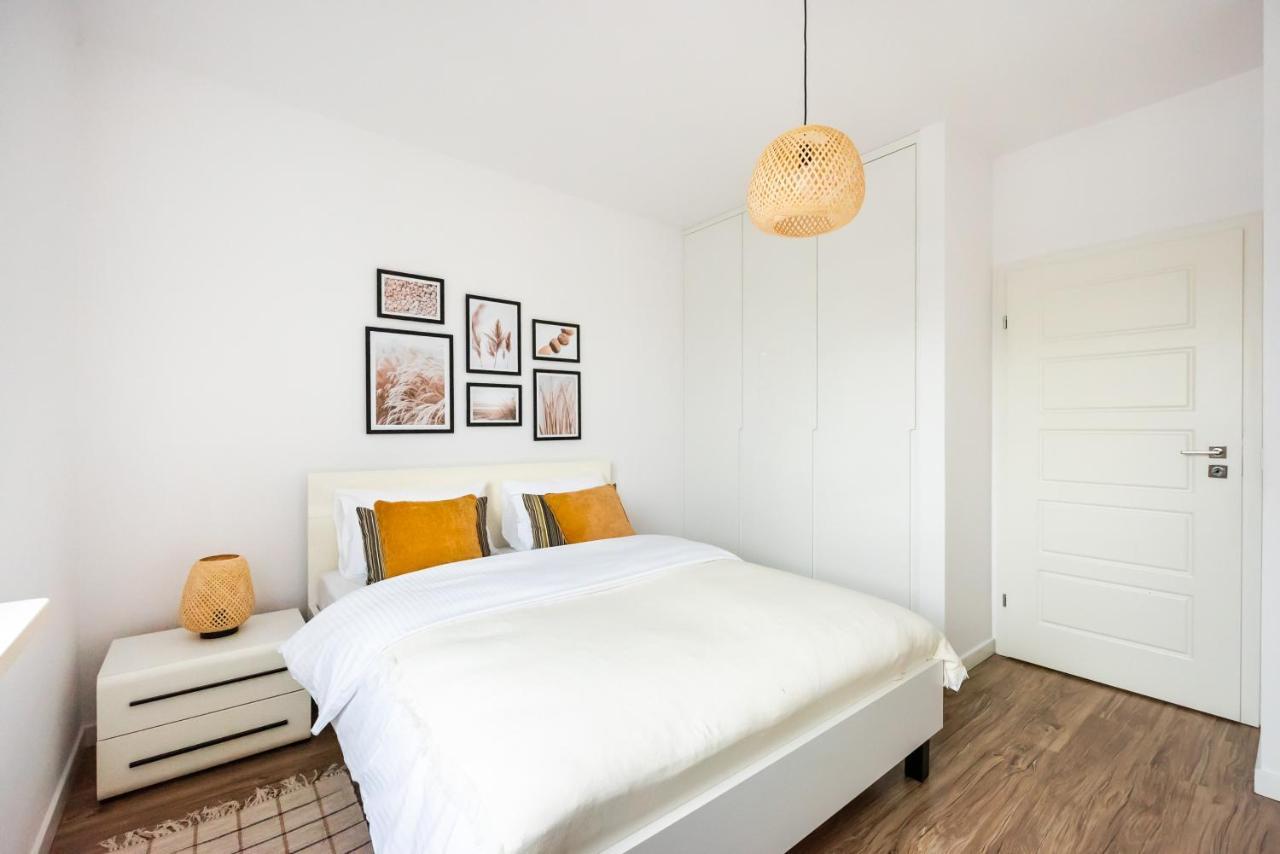 Magazynowa Exclusive Amber Apartment Варшава Экстерьер фото
